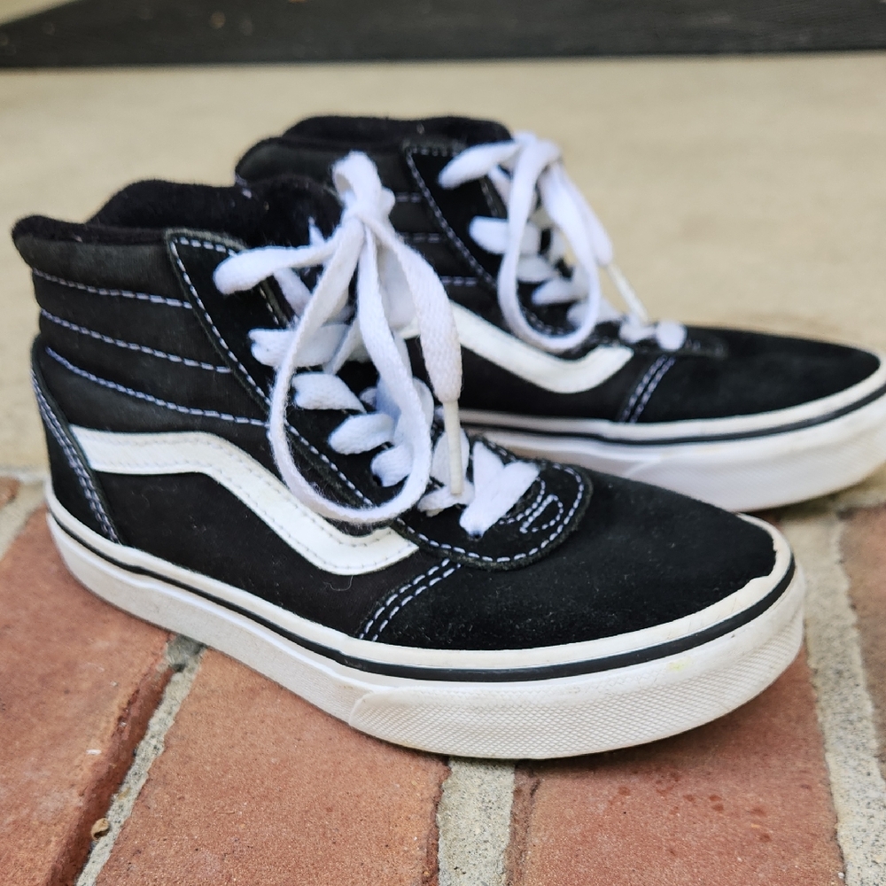 Vans Hightop Sneakers